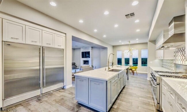 Building Photo - 11857 Oakland Hills Dr