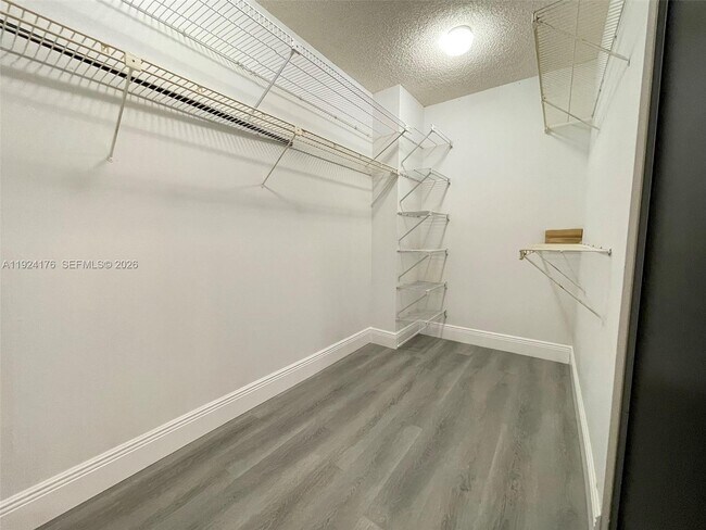 Building Photo - 3800 N Hills Dr