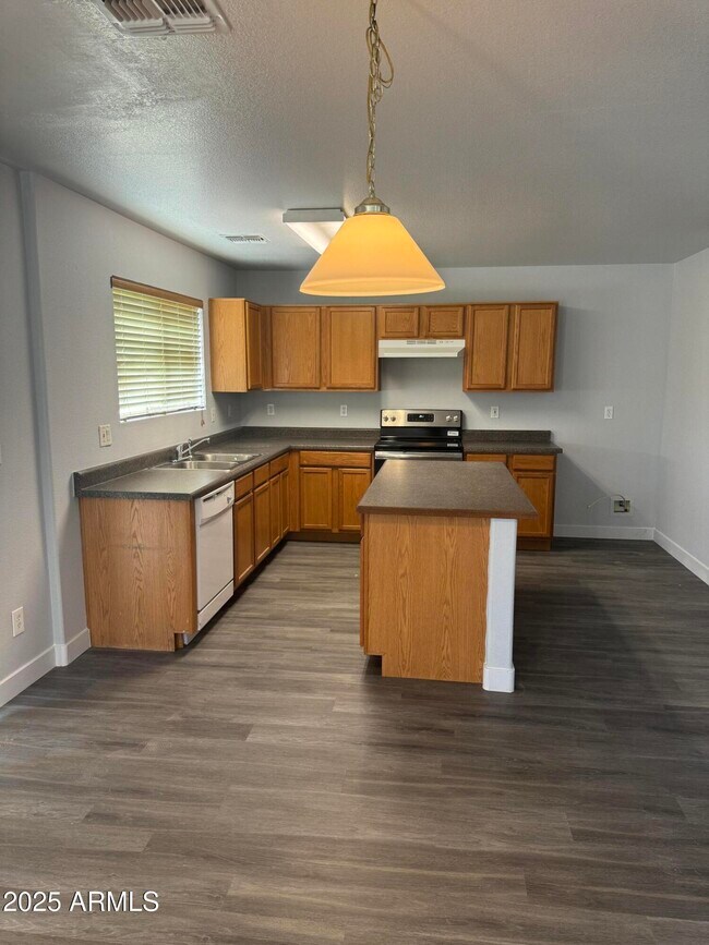Building Photo - 4808 S 25th Dr
