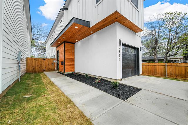 Building Photo - 2507 Birmingham Ave
