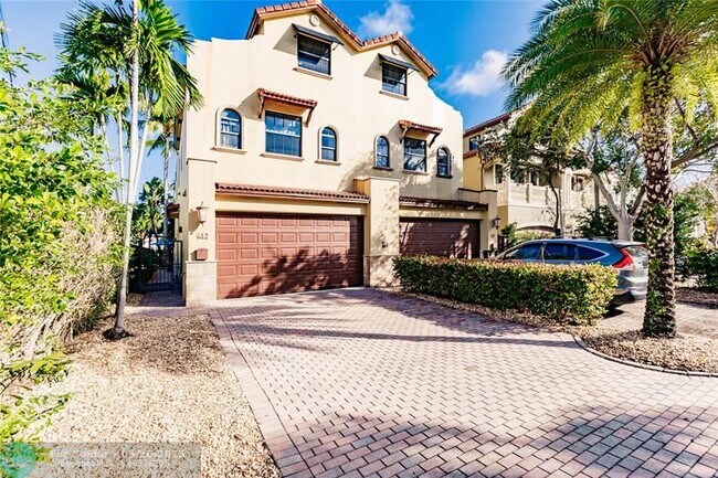 Building Photo - 612 SW 8th Ave