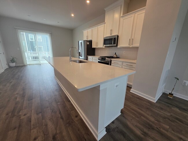 Building Photo - 1717 Autumn Maple Leaf Dr