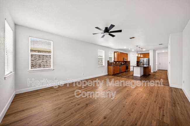 Building Photo - 7915 Cenote Dr