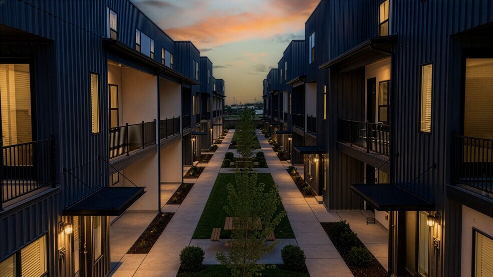 Building Photo - theQUINCI