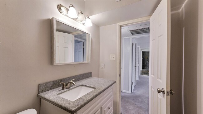 Building Photo - 2574 Marilee Ln