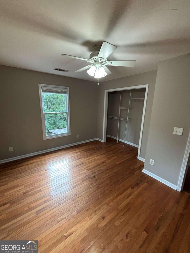 Building Photo - 2012 S Milledge Ave