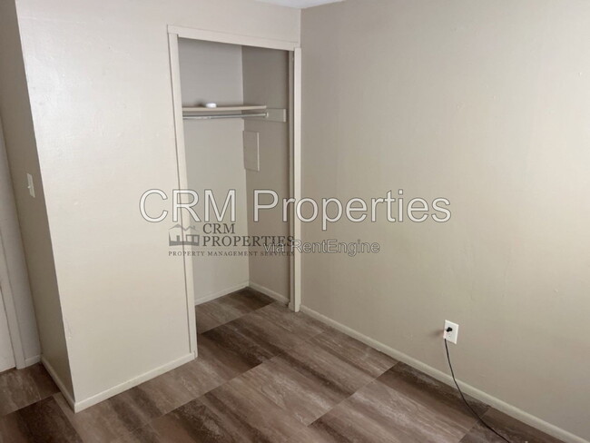Building Photo - 1105 Wigwam Dr