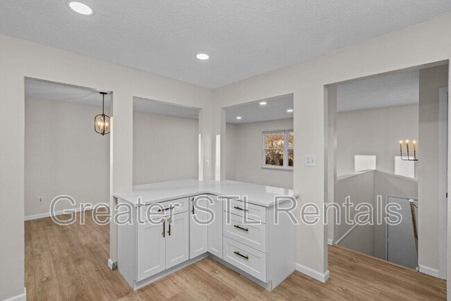 Building Photo - 2344 White Ash Ct