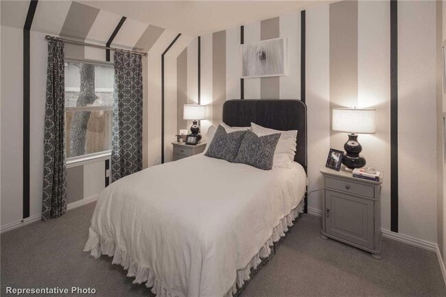 Building Photo - 4154 Kingsley Ave