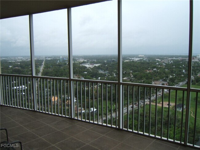 Building Photo - 2743 First St