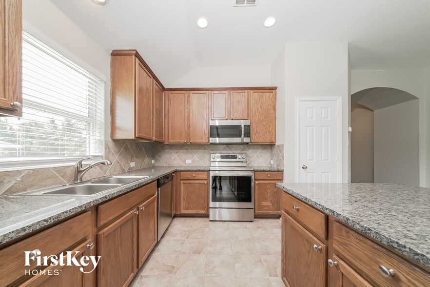 Building Photo - 1521 Toucan Dr