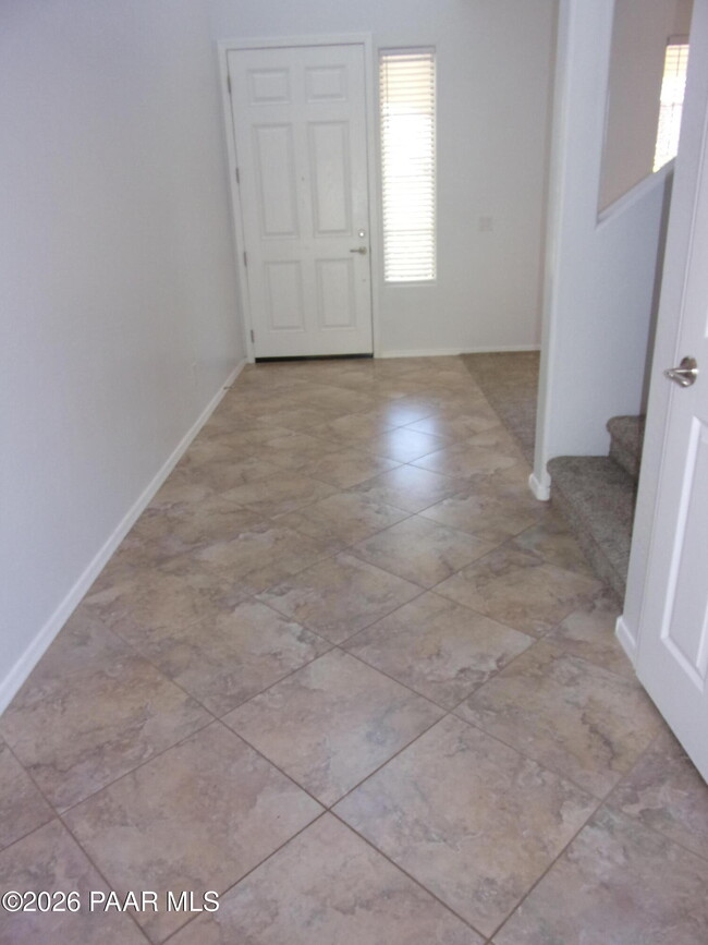 Building Photo - 7239 Barefoot Ln