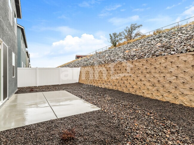 Building Photo - 6521 Enlightenment Dr