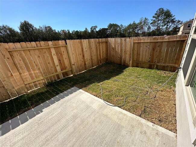 Building Photo - 16496 Moss Ln