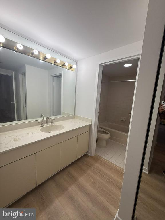 Building Photo - 1530 Key Blvd