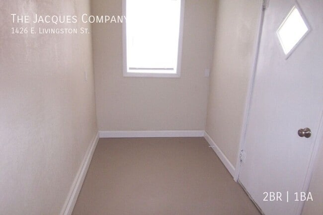 Building Photo - 1426 E Livingston St