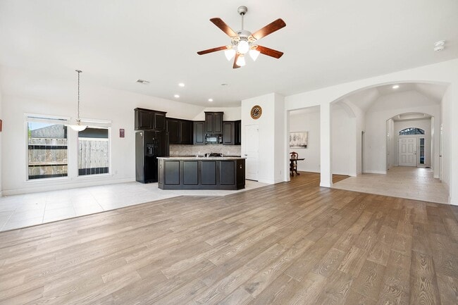 Building Photo - 2622 Mountain Sage Dr