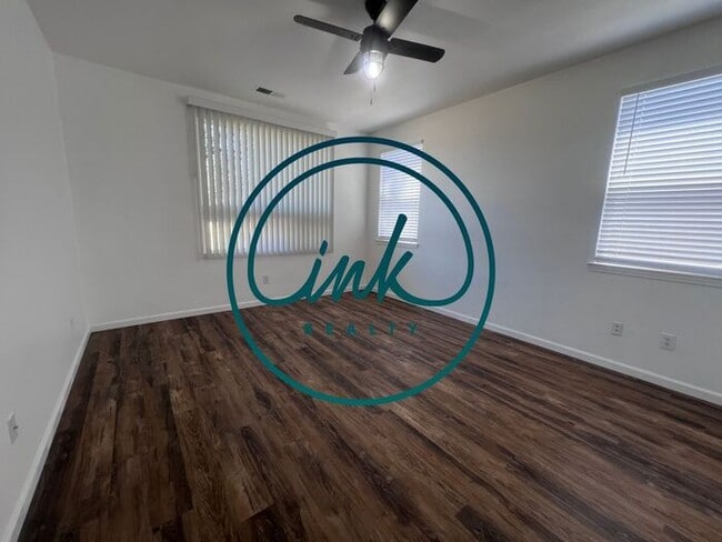 Building Photo - Single Family Home for Rent on Dayton Vall...