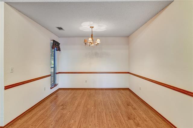 Building Photo - 8241 Christie Dr