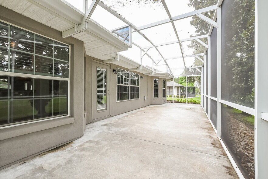 Building Photo - 4749 Abaco Dr