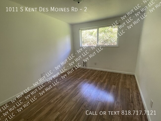 Building Photo - 1011 Kent Des Moines Rd
