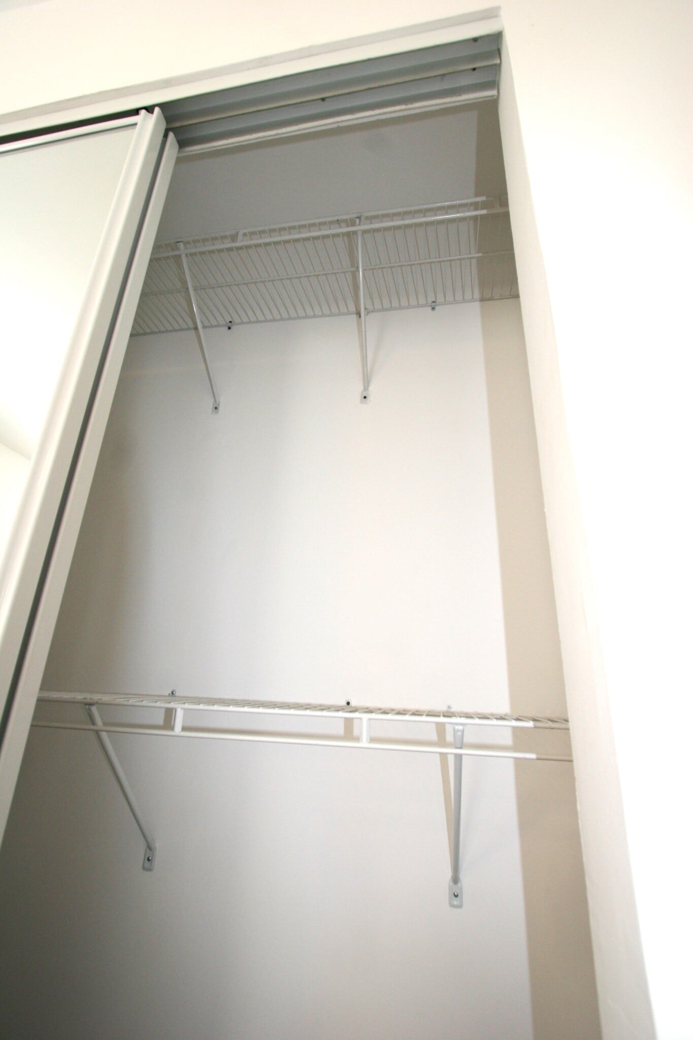 Bedroom Closet Double Shelf - 86 Bethany Rd