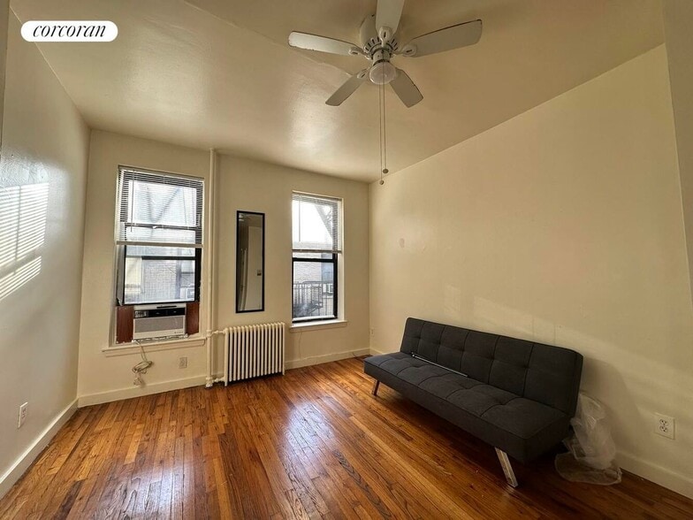 Building Photo - 444 W 49th St