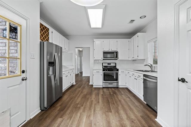 Building Photo - 2409 Katina Dr