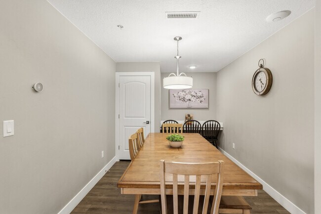 Building Photo - 1111 Gap Canyon Pkwy