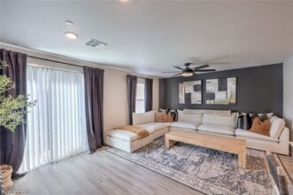 Building Photo - 4463 Honey Hls Ave