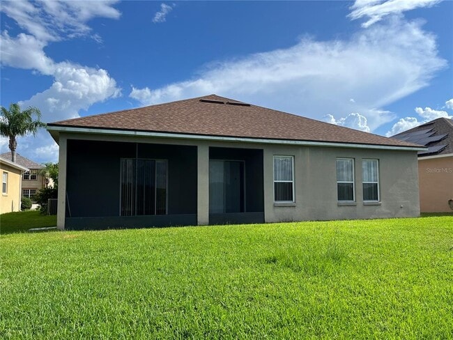 Building Photo - 2271 The Oaks Blvd