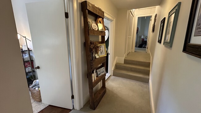 Upstairs Hallway - 613-2 Chapel St