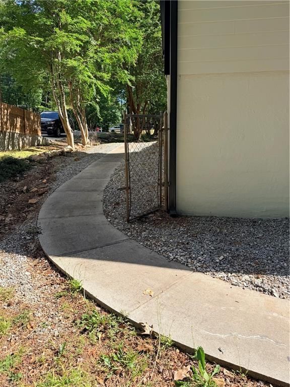 Building Photo - 1173 Mill Ridge Dr