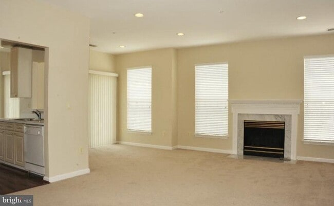 Building Photo - 5928 Founders Crossing Ct