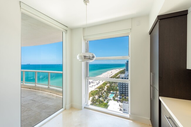 Building Photo - 4201 Collins Ave