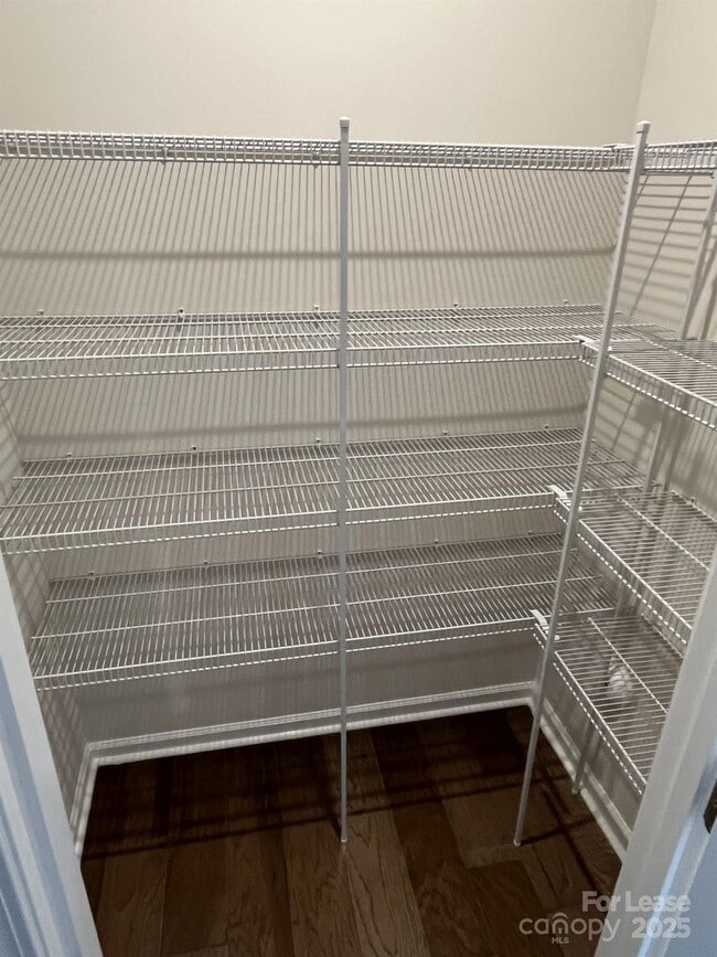 Building Photo - 3159 Hutton Gdns Ln