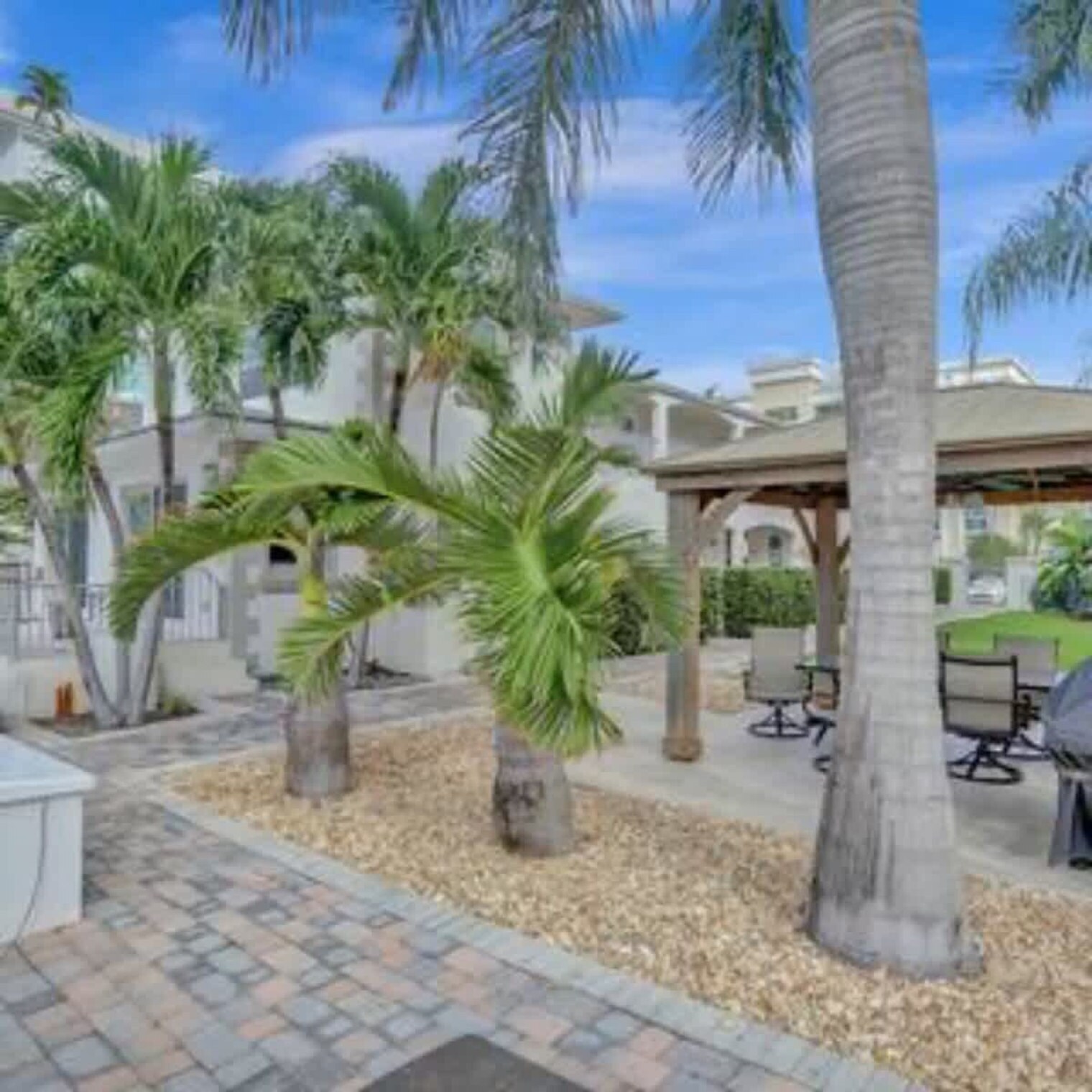 Building Photo - 37 Hendricks Isle