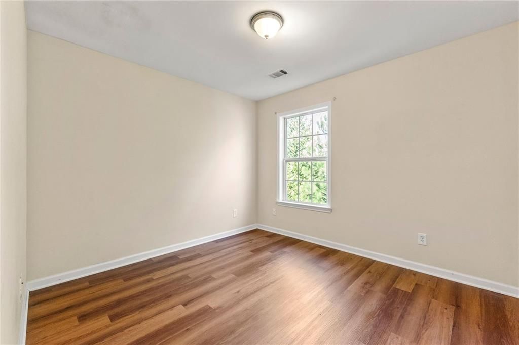 Building Photo - 748 Prada Ct NE