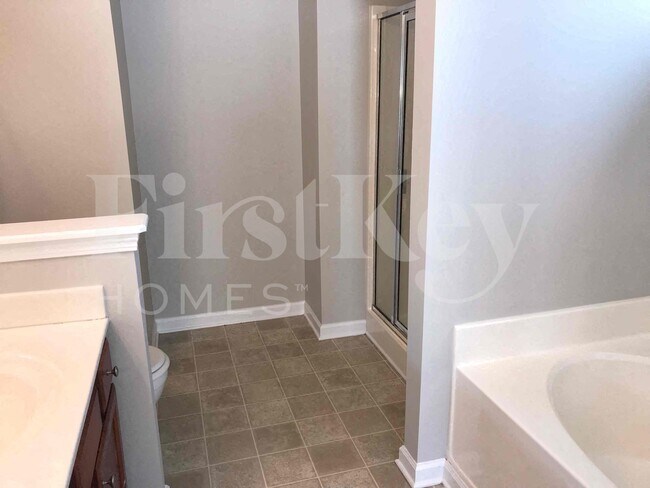 Building Photo - 311 Azalea Loop