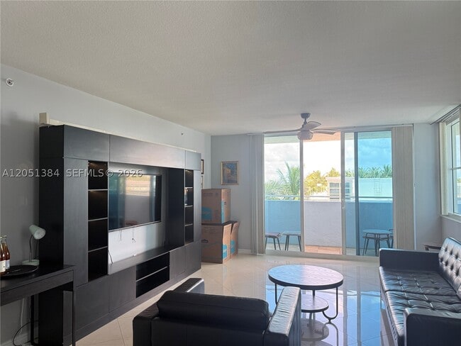 Building Photo - 9201 Collins Ave