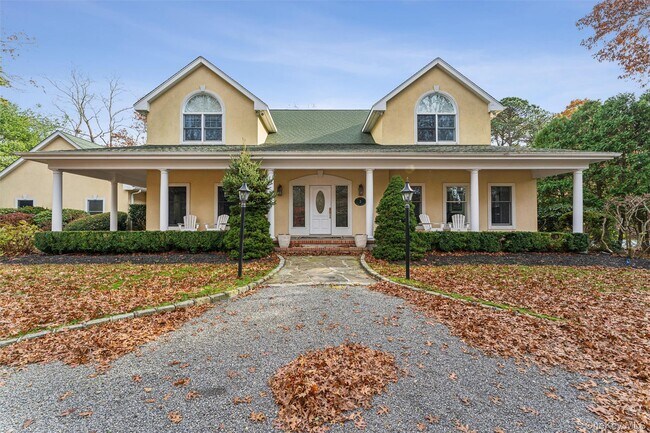 Building Photo - 3 Cherry Blossom Ln