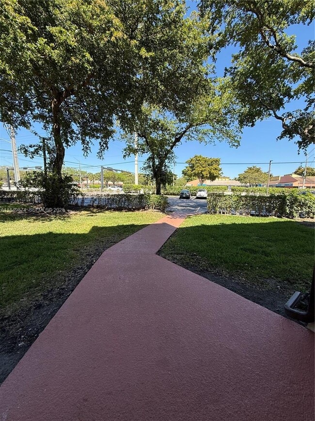 Building Photo - 7950 W McNab Rd