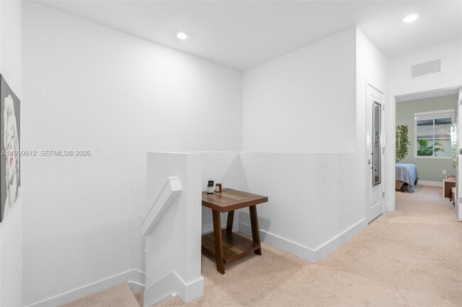 Building Photo - 110 SW 171st Wy