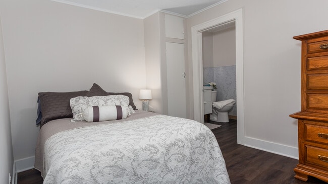 Building Photo - 10107 IL-120