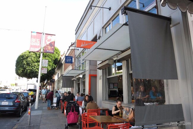 Building Photo - 2642 Van Ness Ave