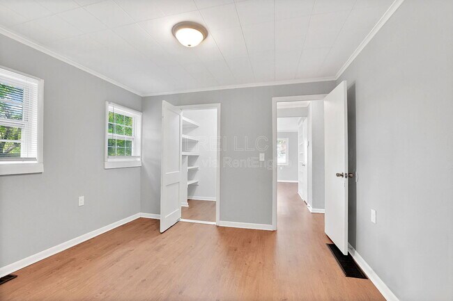 Building Photo - 3420 W Muhammad Ali Blvd