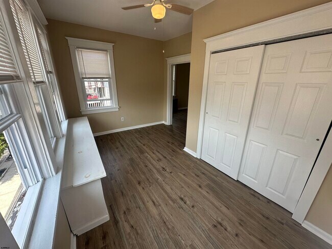 Building Photo - 9 N Rosborough Ave