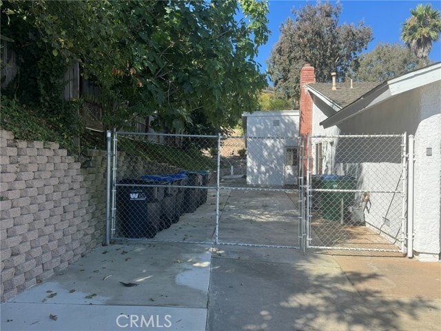 Building Photo - 24451 Quintana Dr