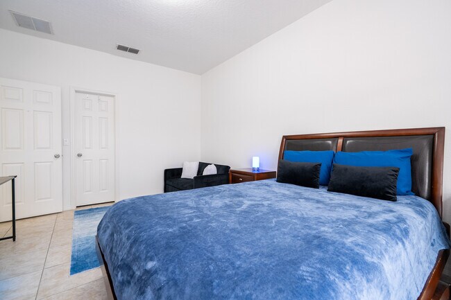 Building Photo - 3774 Eagle Isle Cir