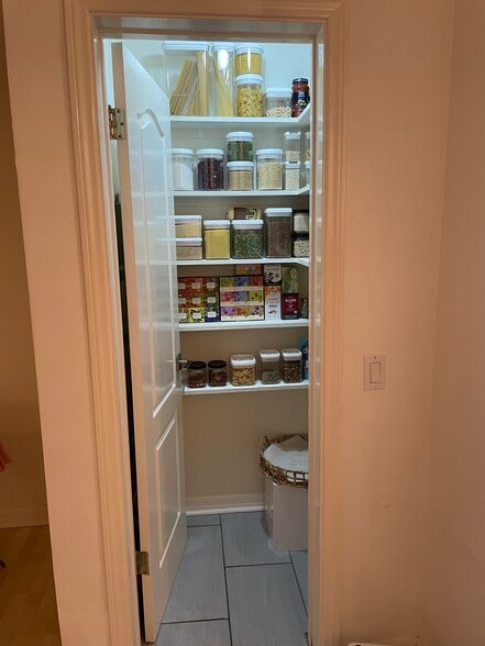 Building Photo - 4240 Fulton Ave